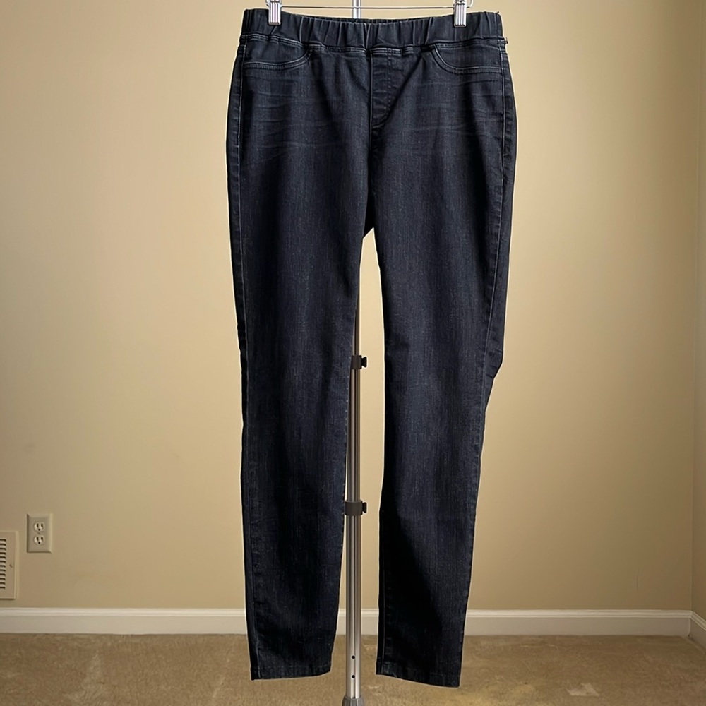 Eileen Fisher - Stretch Pull-On Jeans in Faded Black Denim - Size S